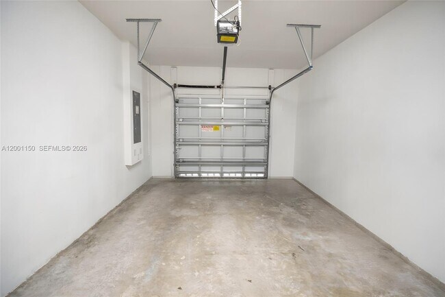 Building Photo - 511 NW 17th St