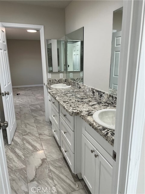 Building Photo - 16550 Olive St