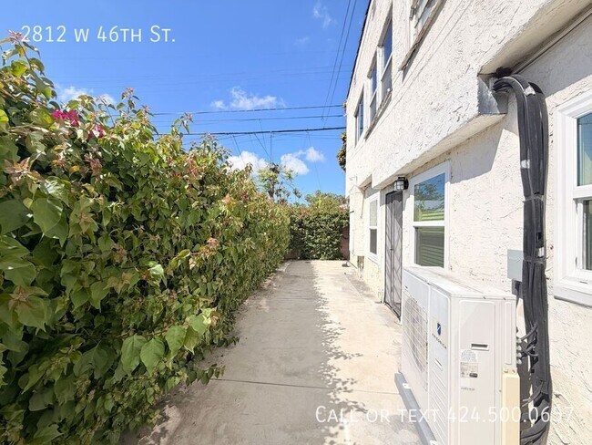 Building Photo - 2812 W 46th St