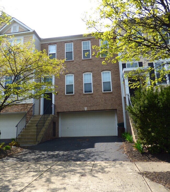 Primary Photo - 3 BR 2.5 BA Town Park Condo