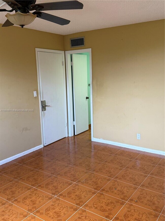 Building Photo - 3001 NW 48th Ave