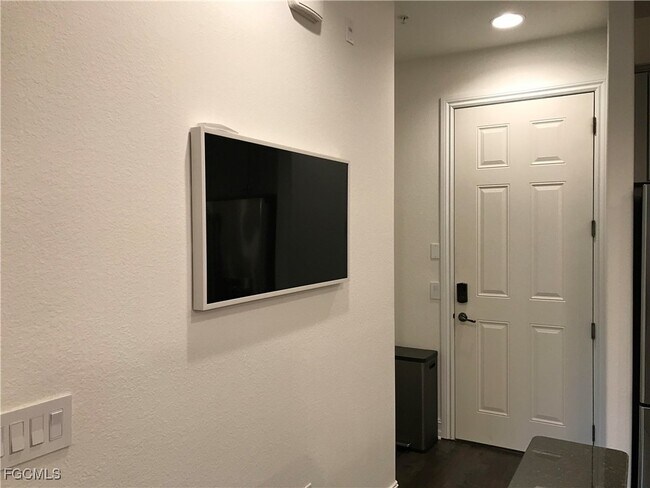 Building Photo - 11924 Tulio Way