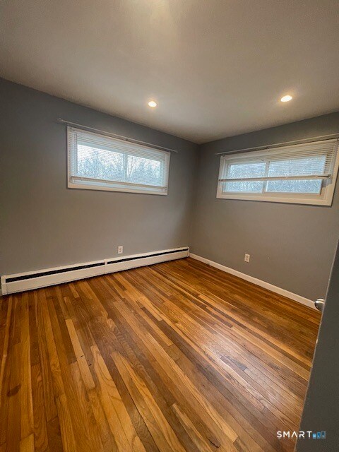 Building Photo - 16 Bluff Rd