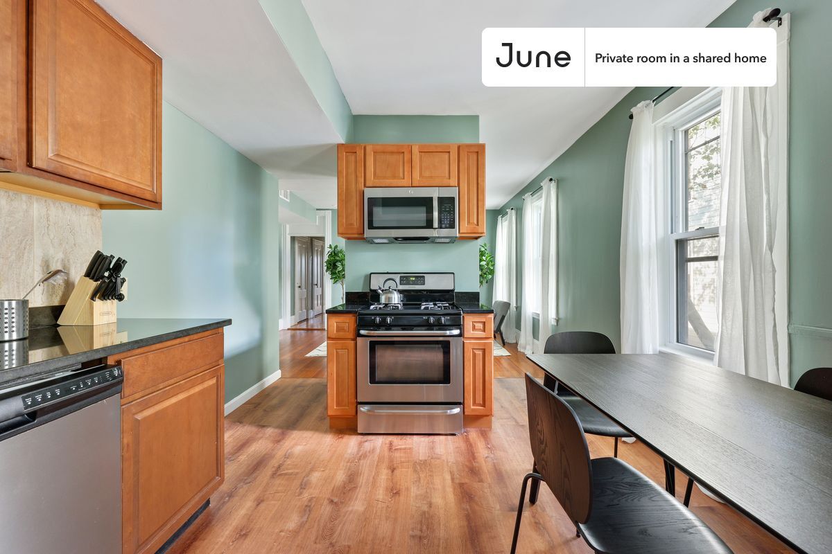 Building Photo - Room in Shared 4 bed/1 bath home in Inman Square
