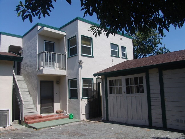 Building Photo - 1214 - 1216 Capuchino