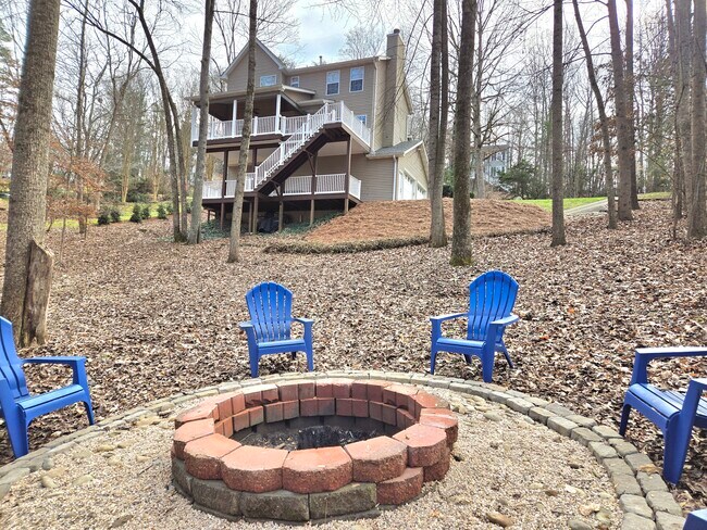 Building Photo - 12469 Daisywood Dr