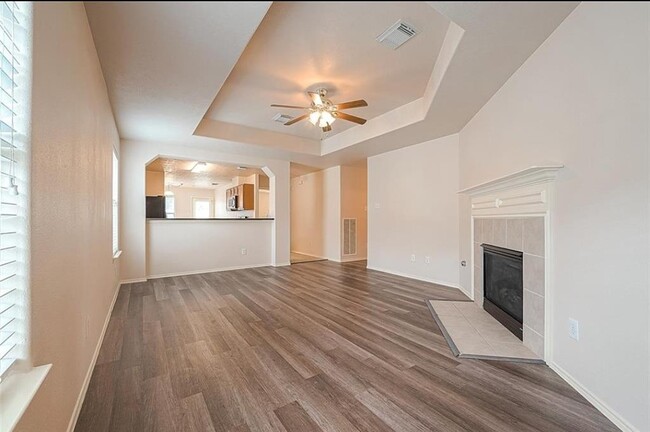 Building Photo - 1123 Desert Palms Ln