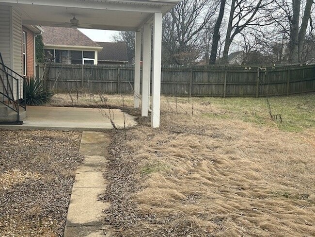 Building Photo - 4236 N Woodstock Dr