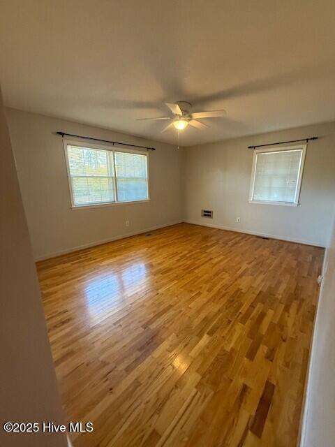 Building Photo - 209 Shamrock Dr