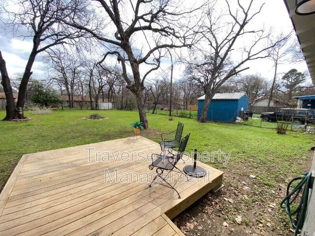 Building Photo - 145 Gordon Dr