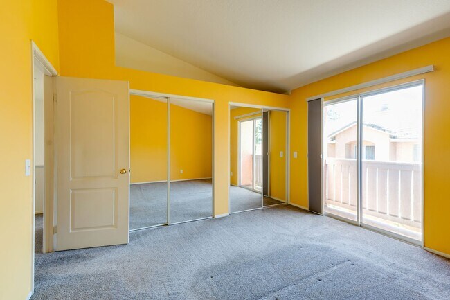 Building Photo - 3-bedroom, 2.5-bath condo nestled in the prestigious Terra Vista community of Rancho Cucamonga