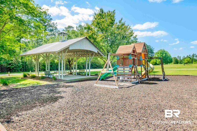 Building Photo - 32491 Water View Dr E