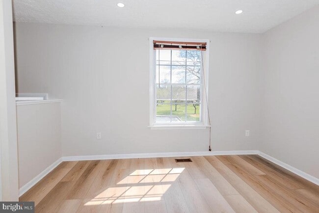 Building Photo - 1116 Soho Ct