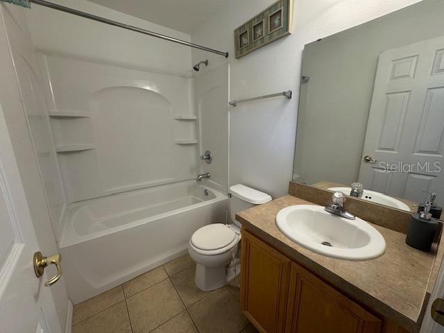 Building Photo - 5160 Regatta Dr