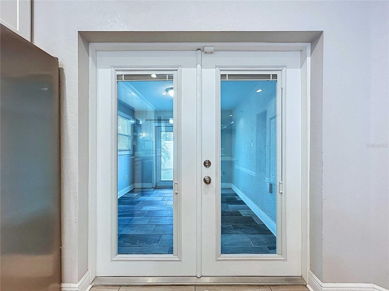 Building Photo - 1806 E Ellicott St