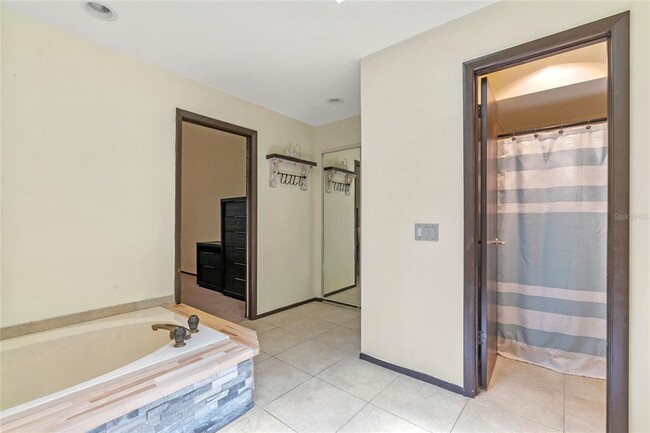 Building Photo - 6358 Parson Brown Dr