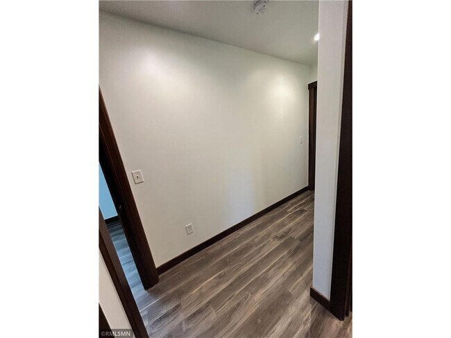 Building Photo - 1759 Aspen Ct