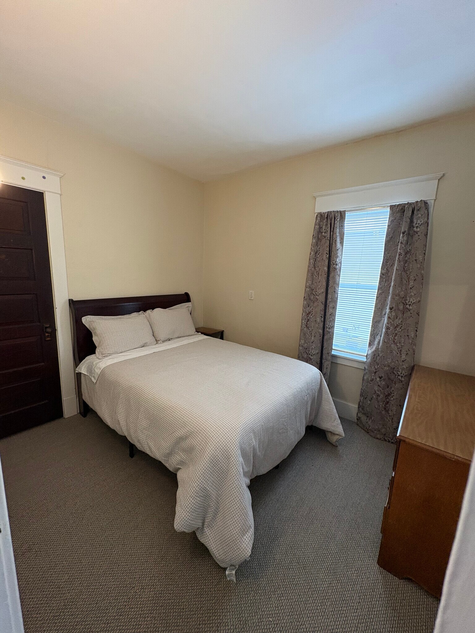 Building Photo - 35 Choate Ave