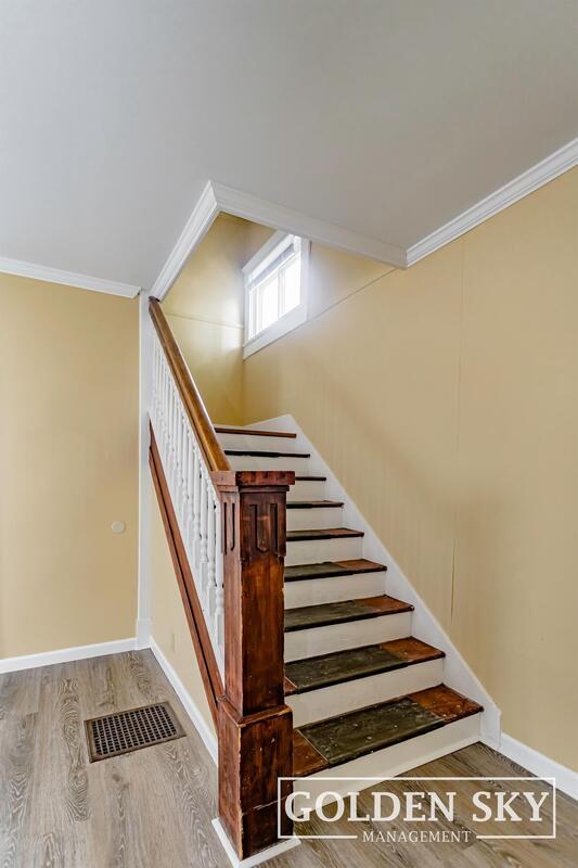 Building Photo - 1925 W Jackson St