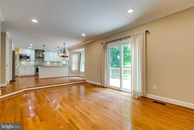 Building Photo - 7107 Dudrow Ct