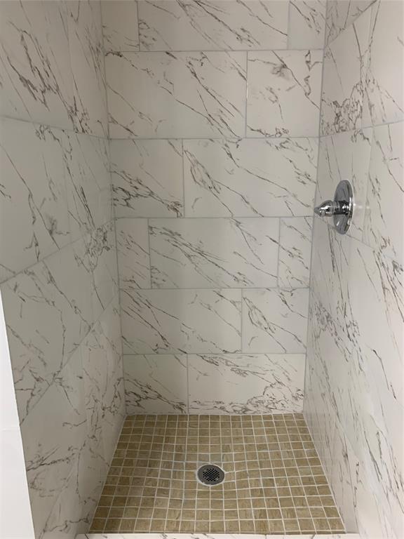 Building Photo - 1704 Jenkins Rd