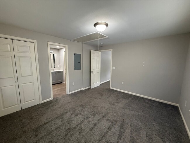 Building Photo - 130 OliveUnit 201B