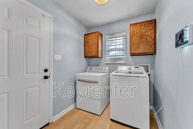 Building Photo - 7317 Willette Ct