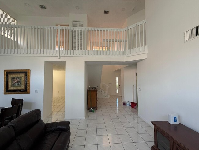 Building Photo - 3780 Amalfi Dr