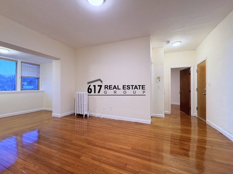 Building Photo - 1315 Commonwealth Ave