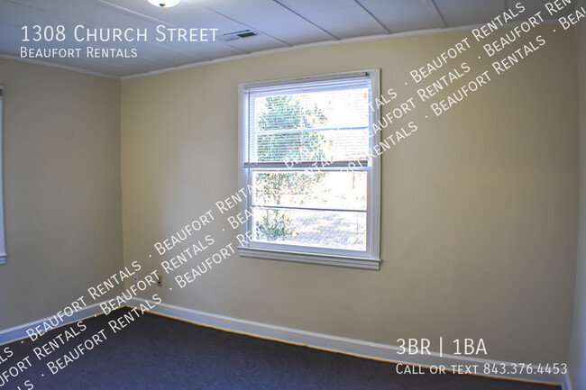 Building Photo - 1308 Church Street