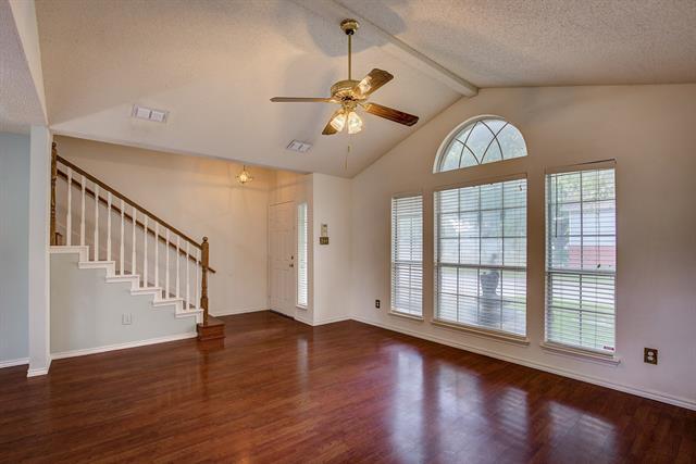 Building Photo - 230 Brittany Dr