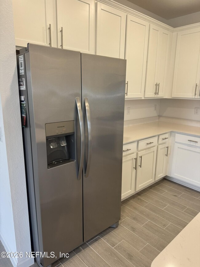 Building Photo - 15512 Whispering Fir Dr