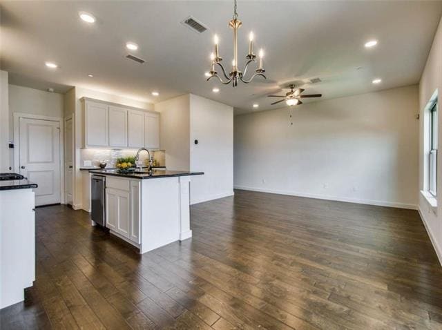 Building Photo - 2740 Majesty Dr