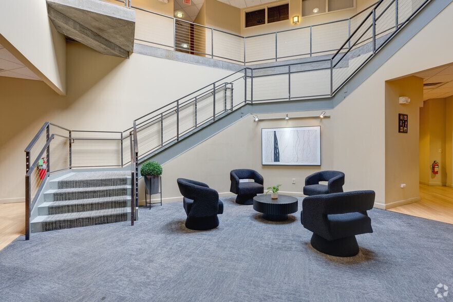 Industrie - Common Area - Riverview Industrie Lofts Utilities Included