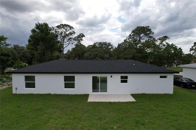 Building Photo - 2544 N Arrowhead Rd