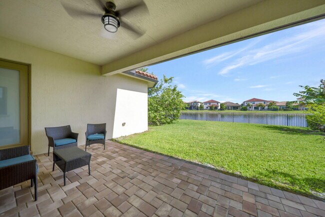 Building Photo - 12055 Lake Trail Ln