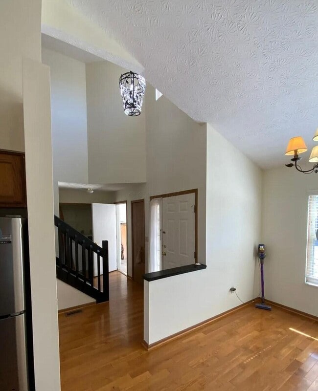 Building Photo - 5476 Mirage Dr