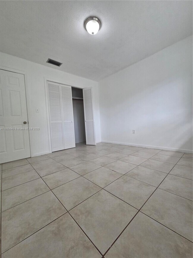 Building Photo - 799 NW 107th St