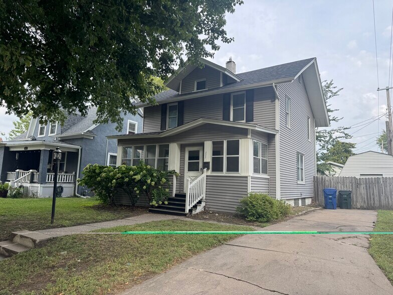Building Photo - 2517 Arlington Ave