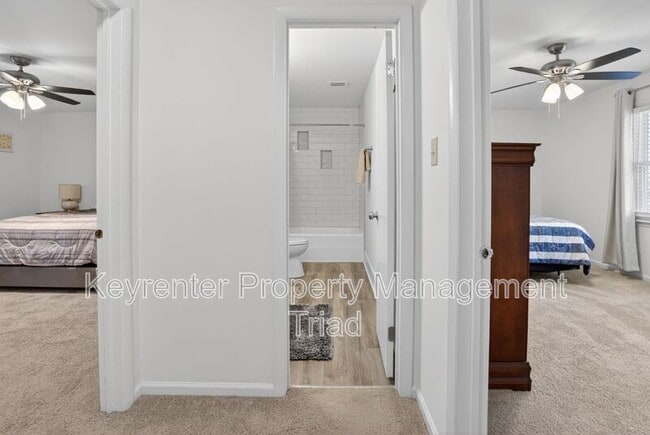 Building Photo - 115 S Mendenhall St