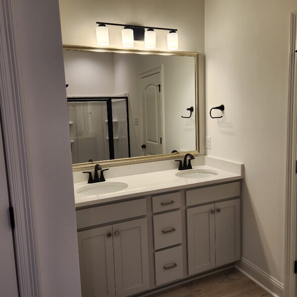 Building Photo - 13132 Hawk Creek St