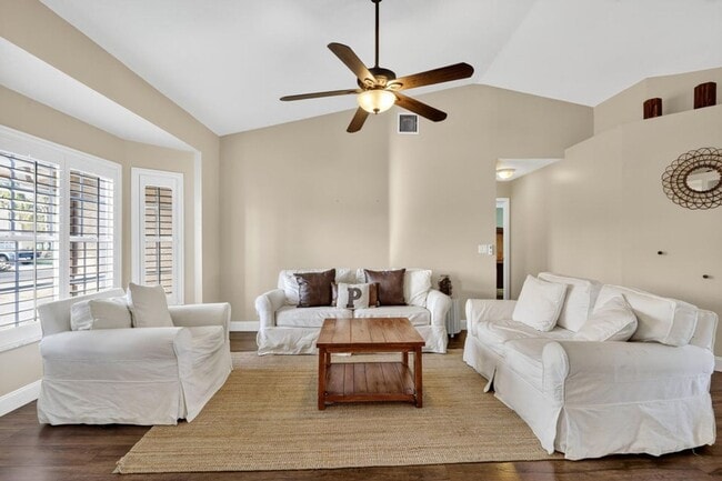 Building Photo - 151 Monterey Way