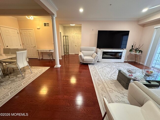 Building Photo - 112 Regency Ct