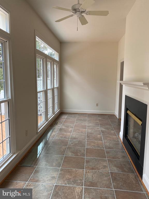 Building Photo - 9408 Regency Crest Dr