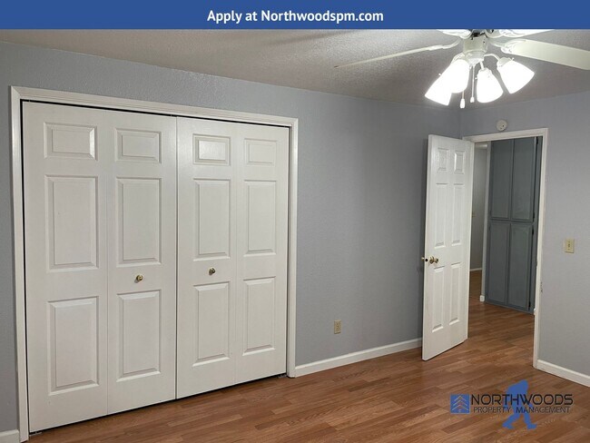 Building Photo - Nice 2 Bedroom 1 Bathroom Duplex-Grants Pass