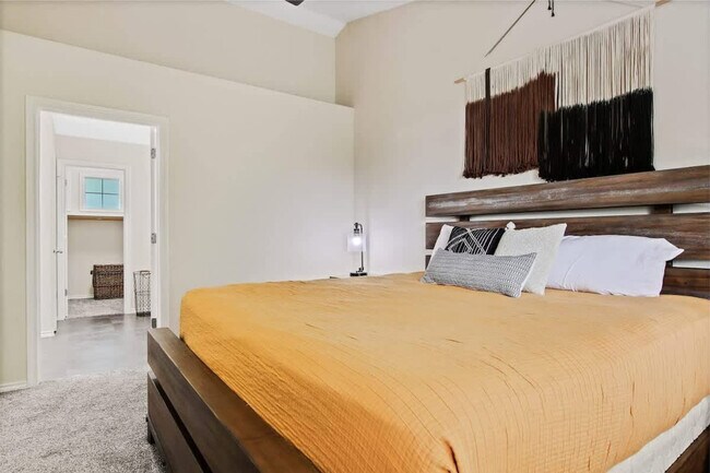 Building Photo - 2933 W Tubac Dr