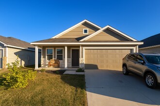 Building Photo - 108 Jasmine Dr