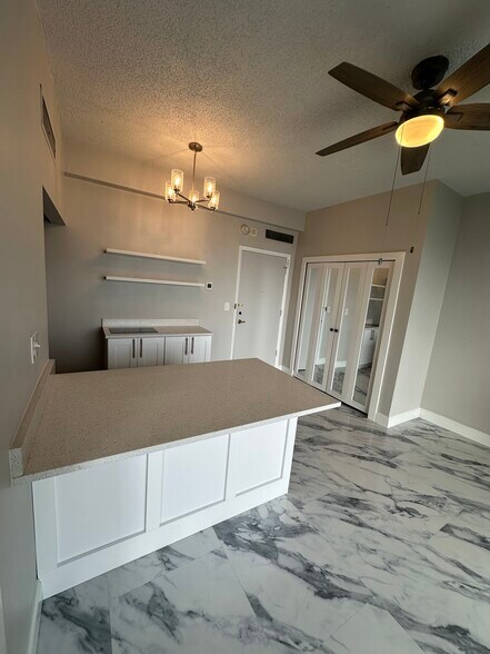 Building Photo - 2109 Bayshore Blvd