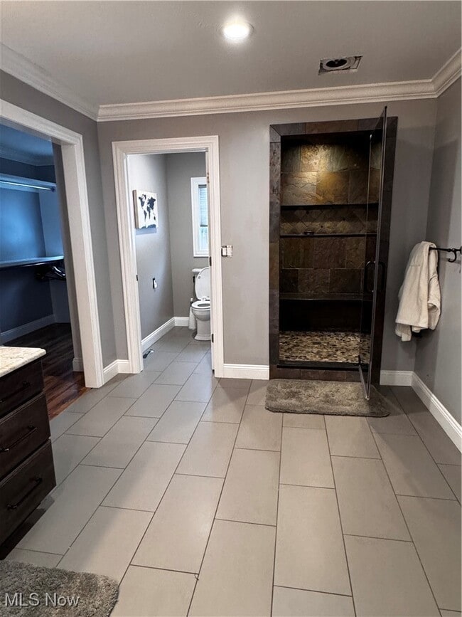 Building Photo - 7633 Hidden Dr