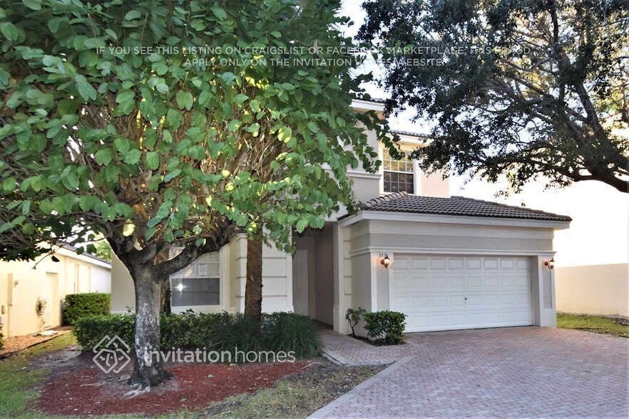 Building Photo - 117 Palm Cir